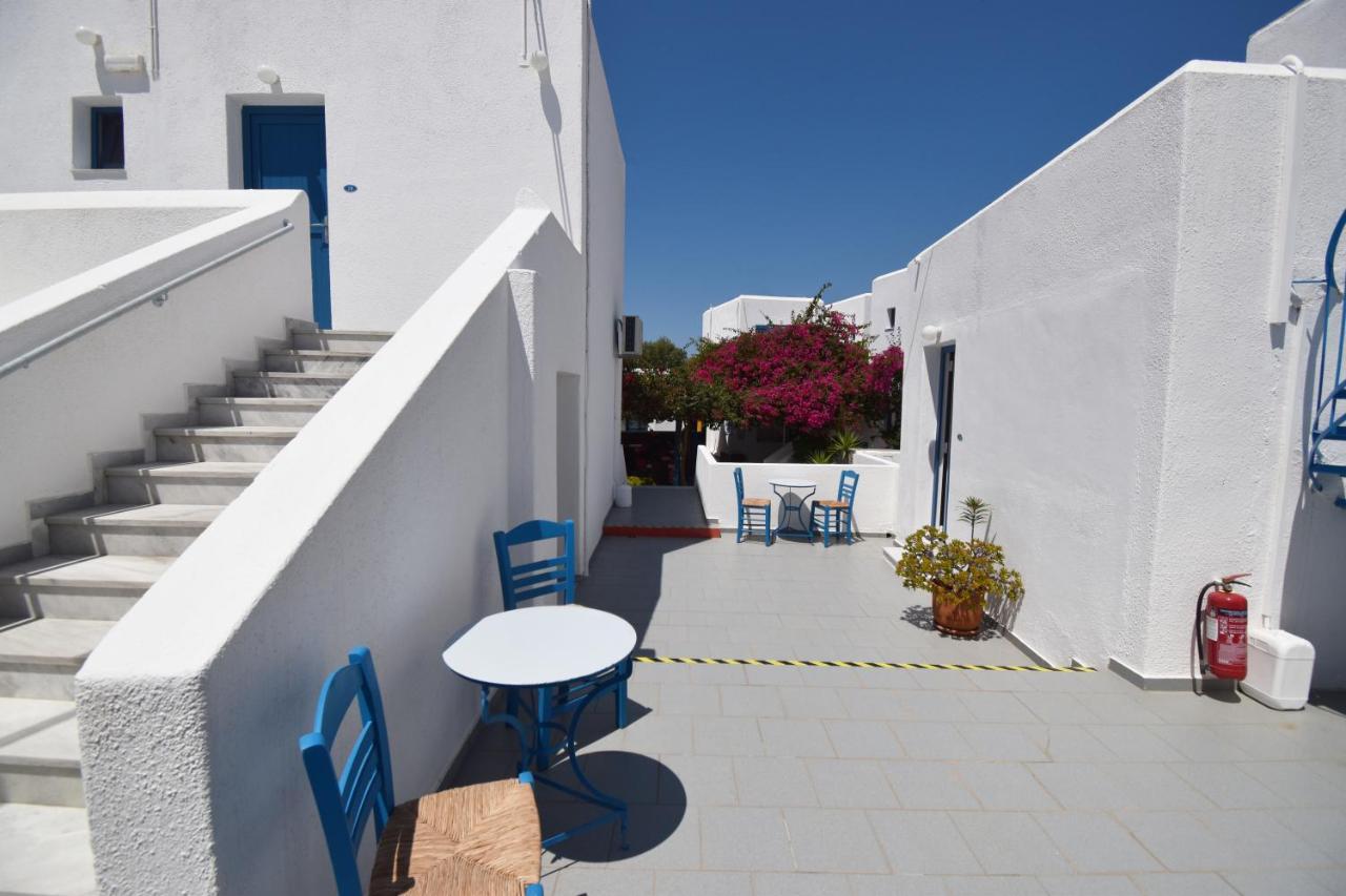 Ayeri Hotel Páros Buitenkant foto