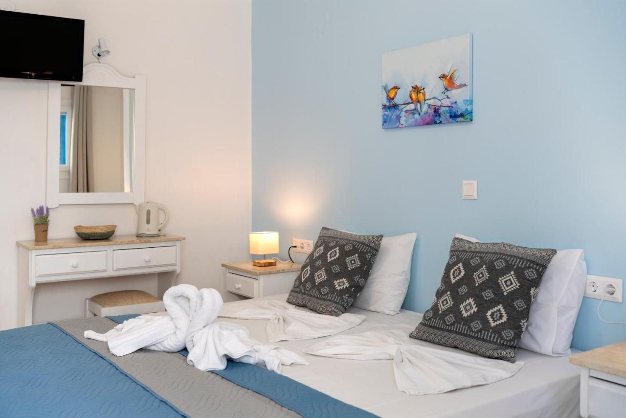 Ayeri Hotel Páros Buitenkant foto